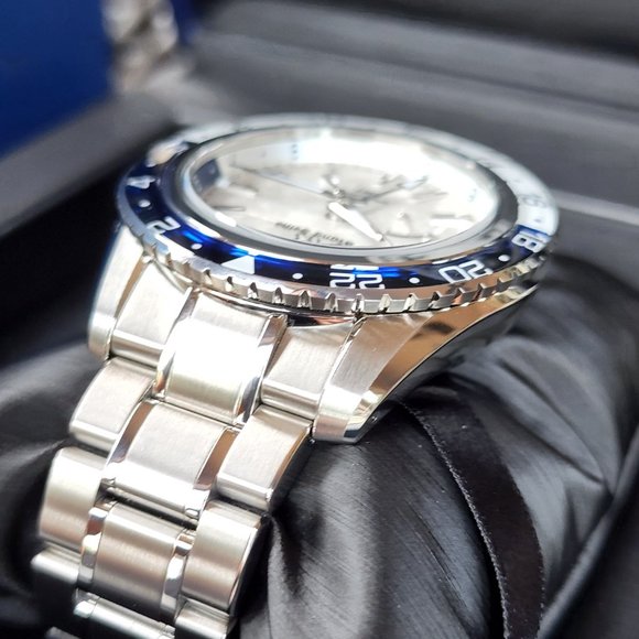 NEW 2022 GRAND SEIKO SPORTS SBGE275 LIMITED EDITION GMT WINTERS IN SHINSHU F/S - Picture 8 of 12